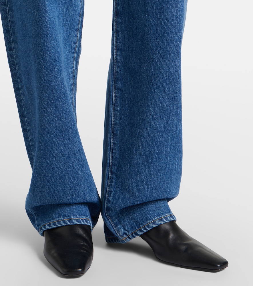 Tess Barrel-Leg Jeans