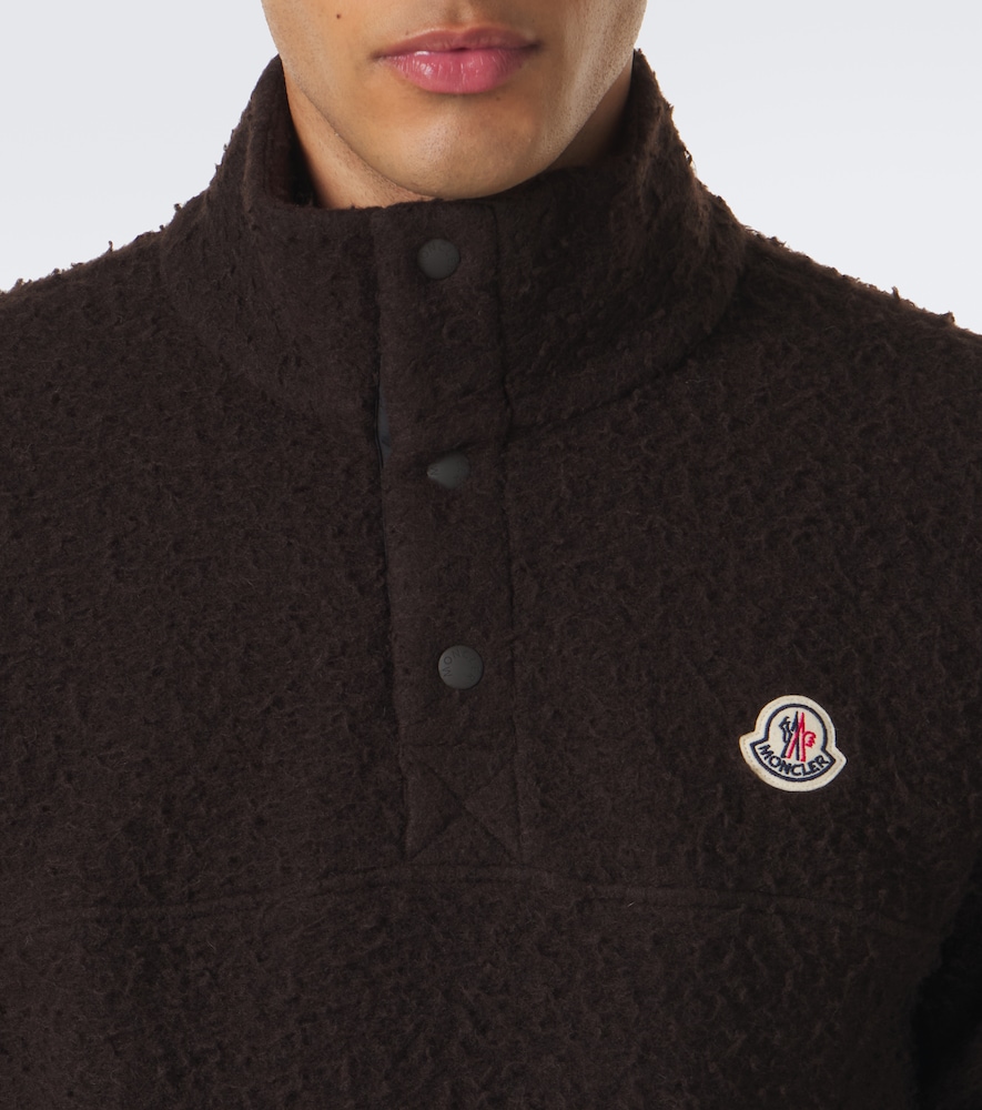Logo Sweater