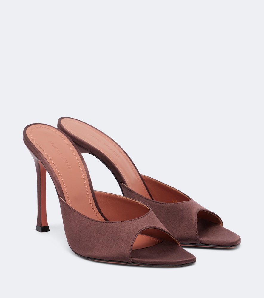 Alexa Mules