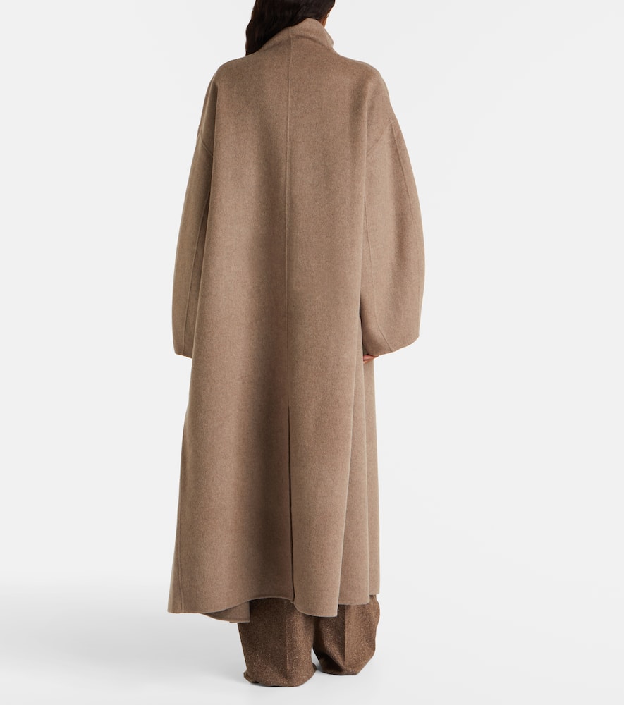 The Frankie Shop Leroy Oversized Brushed Wool-blend Coat In Brown