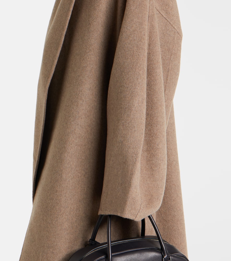 The Frankie Shop Leroy Oversized Brushed Wool-blend Coat In Brown