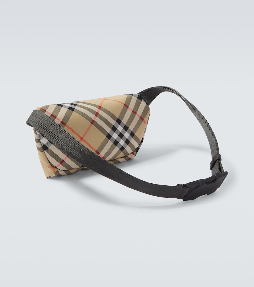  Burberry Burberry Bestickte Gürteltasche Burberry Check 