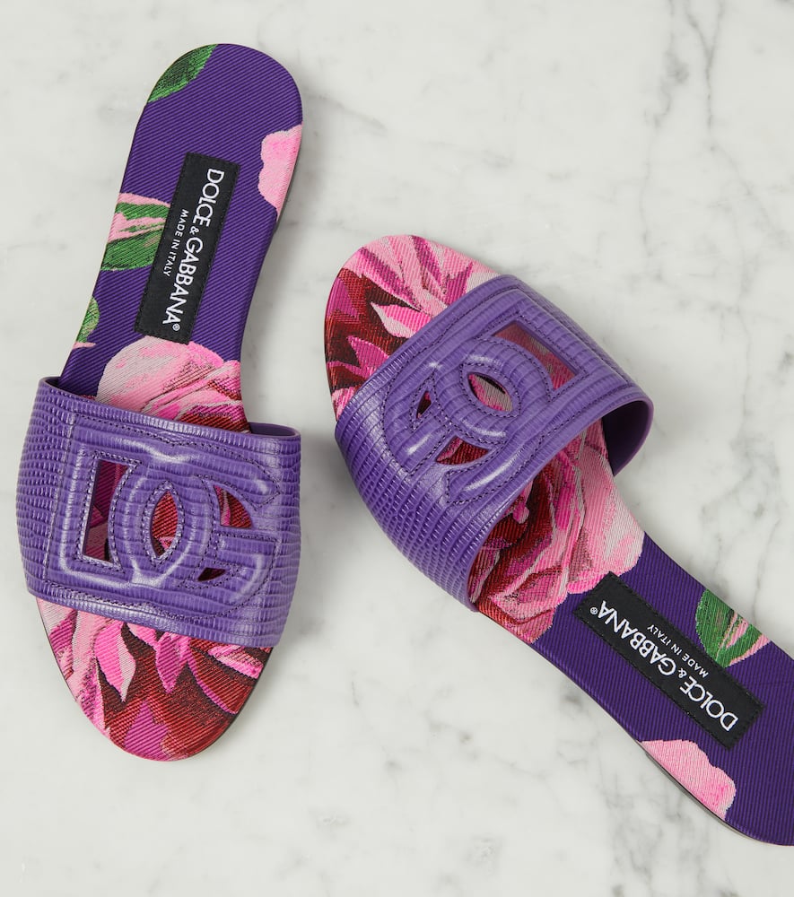 Logo leather slides
