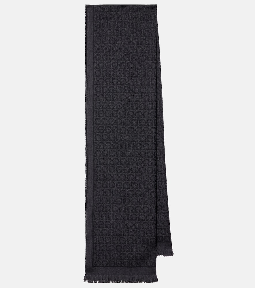 Gancini jacquard wool scarf