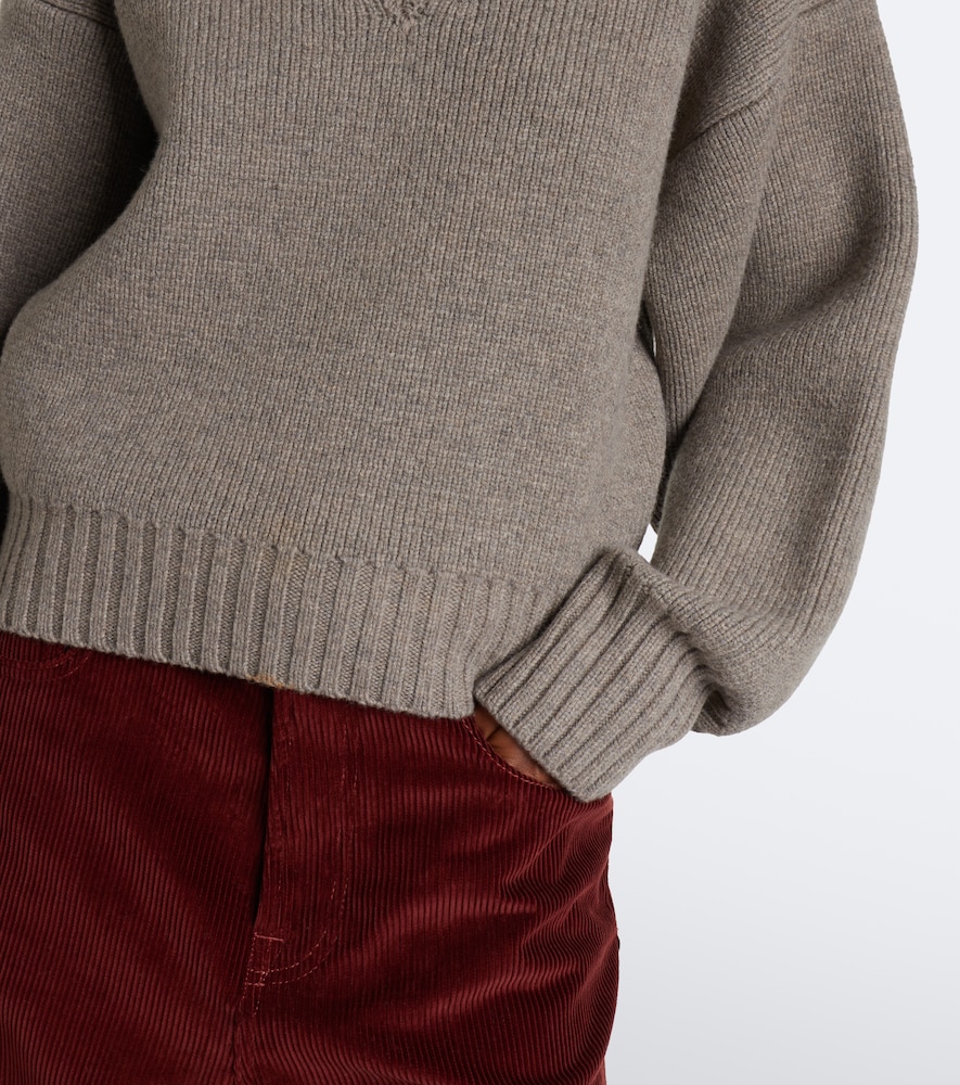 Róhe Sweater