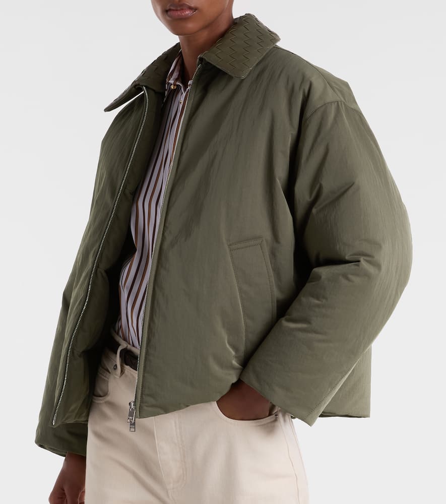 Bottega Veneta Intrecciato Leather-trimmed Down Jacket In Green