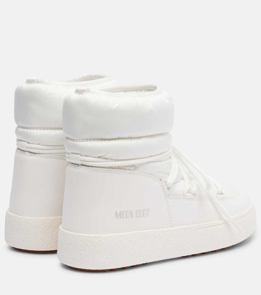Moon Boot Quilted Logo-print Ankle Boots In White