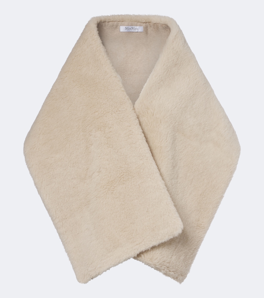 Schal aus Shearling