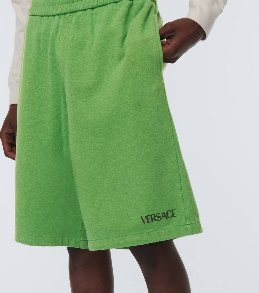Versace Shorts Aus Baumwoll-jersey In Jasmine Green