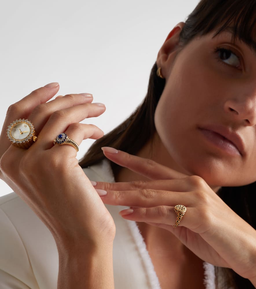 Yvonne Léon Berlingot Pompadour Baby 9kt Ring With Gemstones In Gold