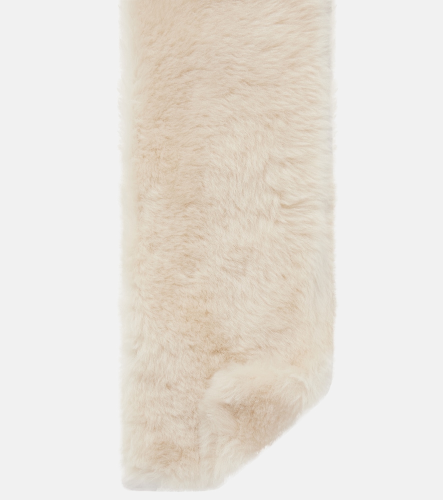  Toteme Toteme Shearling Scarf 
