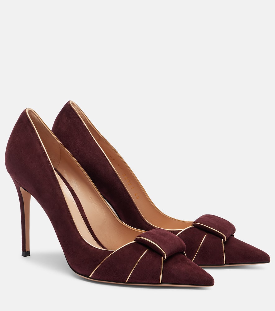 Gianvito Rossi Suede Pumps In Burgundy