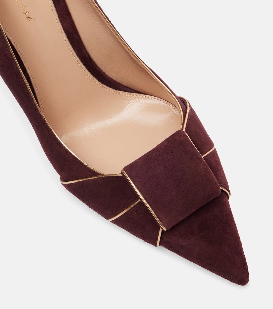 Gianvito Rossi Suede Pumps In Burgundy