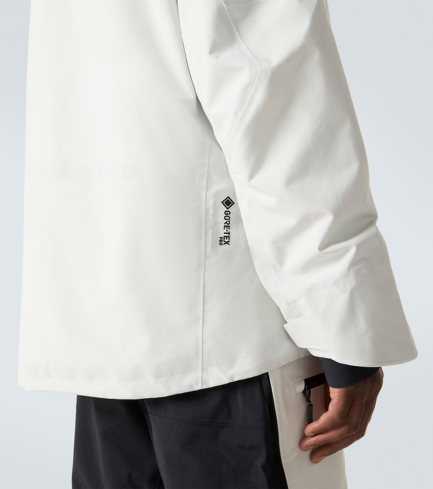  Norrona Norrã¸na Lofoten Hooded Ski Jacket 