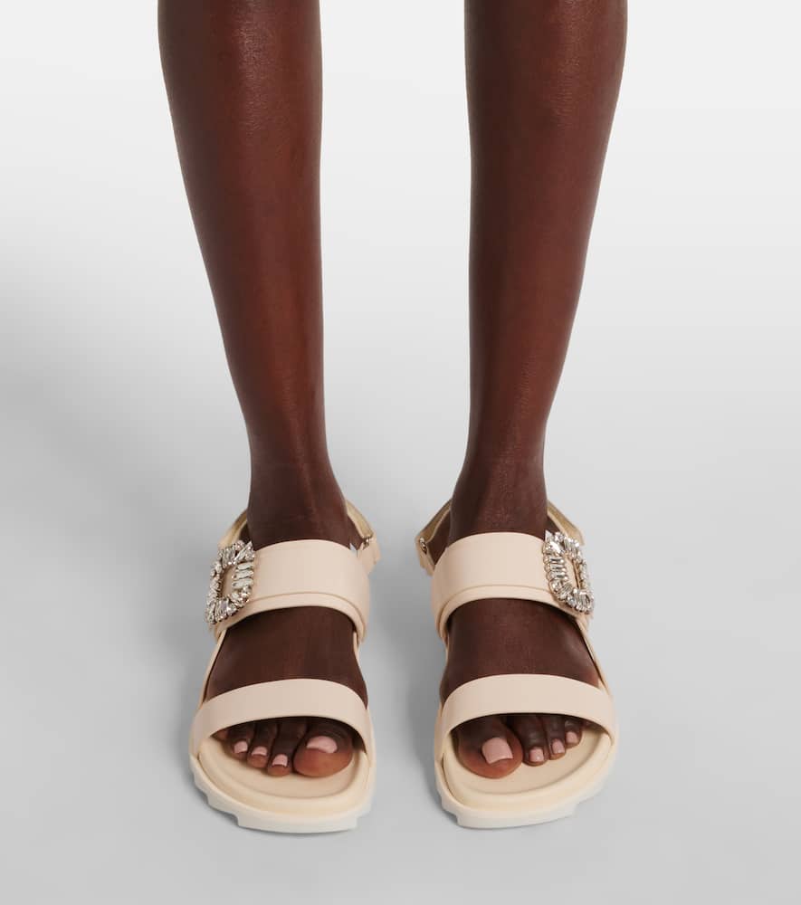 Roger Vivier Slidy Viv Flat Sandals In White