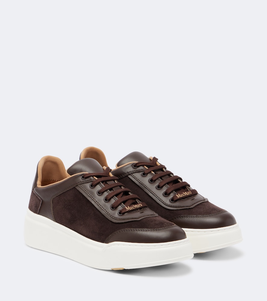 Max Mara Baskets compenses en daim et cuir 485 €