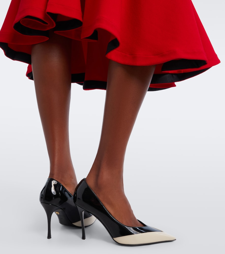 Yasmin Pumps