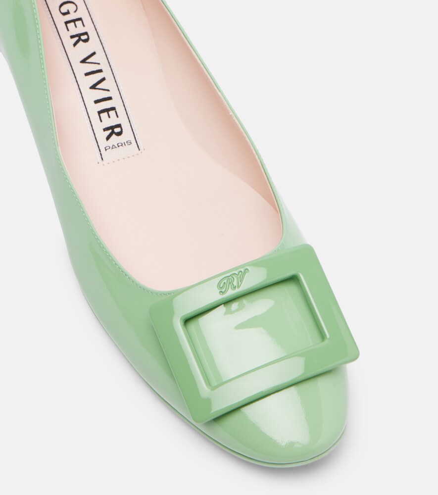  Roger Vivier Roger Vivier Gommettine Patent Leather Ballet Flats 