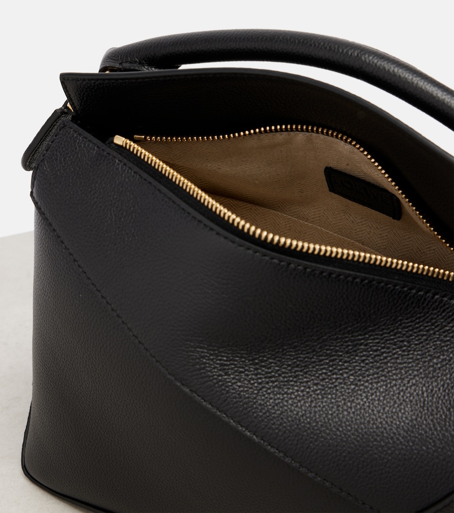 Loewe Puzzle Edge Small leather top-handle bag | Thumbnail 5 Loewe Puzzle Edge Small leather top-handle bag | Thumbnail 5