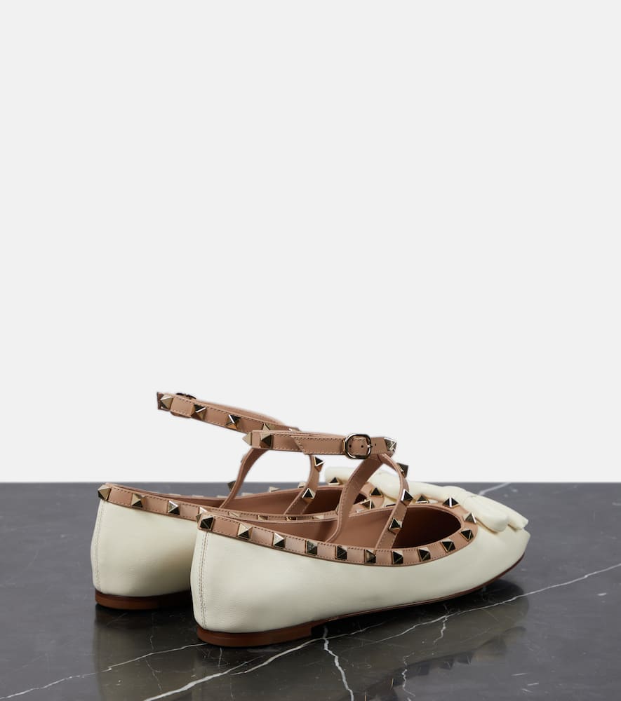 Valentino Rockstud Leather Ballet Flats In Pink
