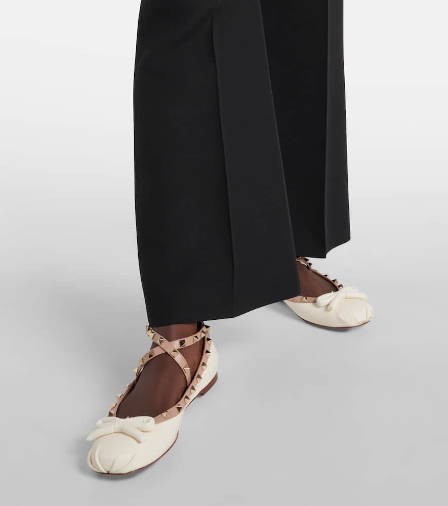 Valentino Rockstud Leather Ballet Flats In Pink
