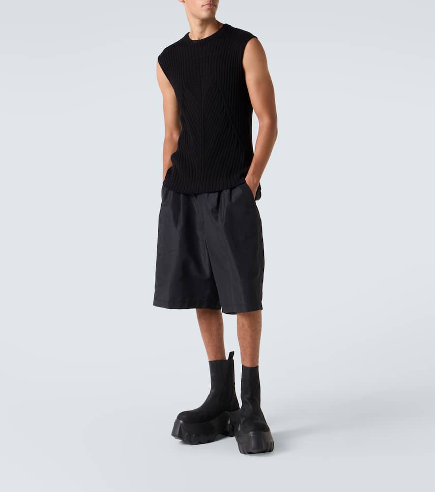 Rick Owens Black Hollywood Beatle Mega Tractor Chelsea Boots In Black