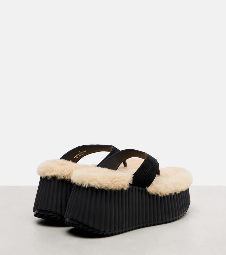 Chloé Nama 80 Suede Platform Thong Sandals In Black