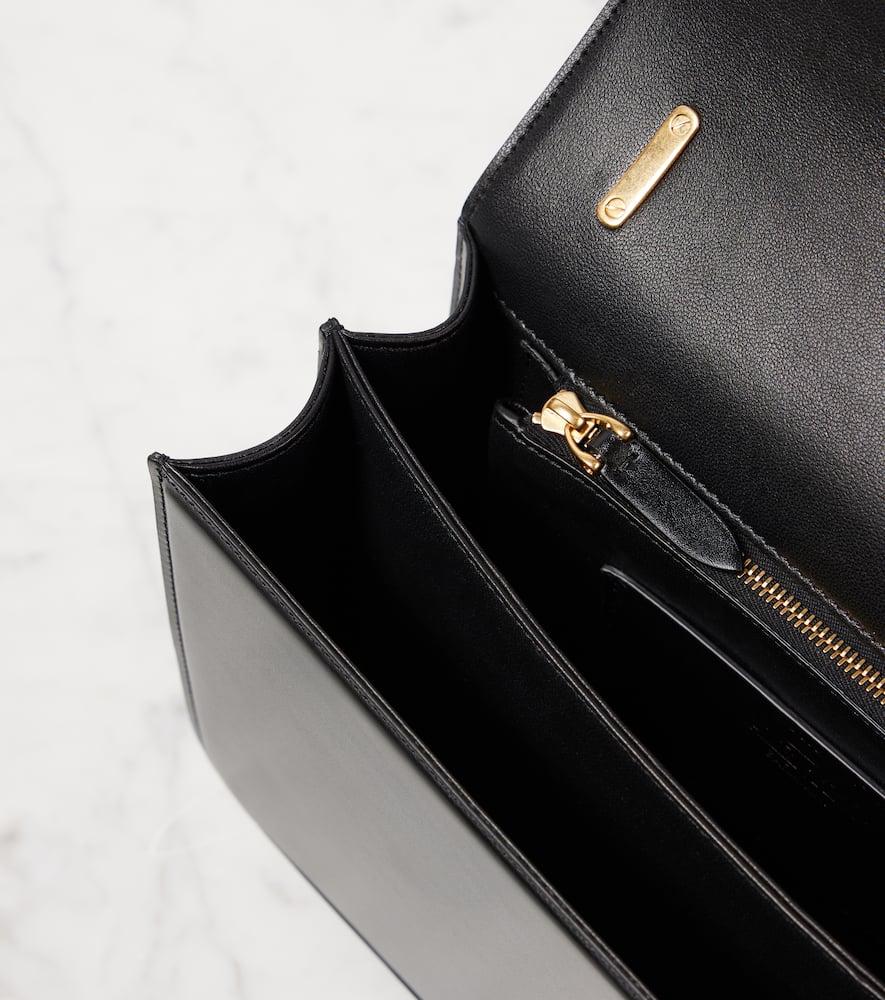 Valentino Garavani Garavani Vain Shoulder Bag In Shiny Calfskin Woman Black Uni In Black