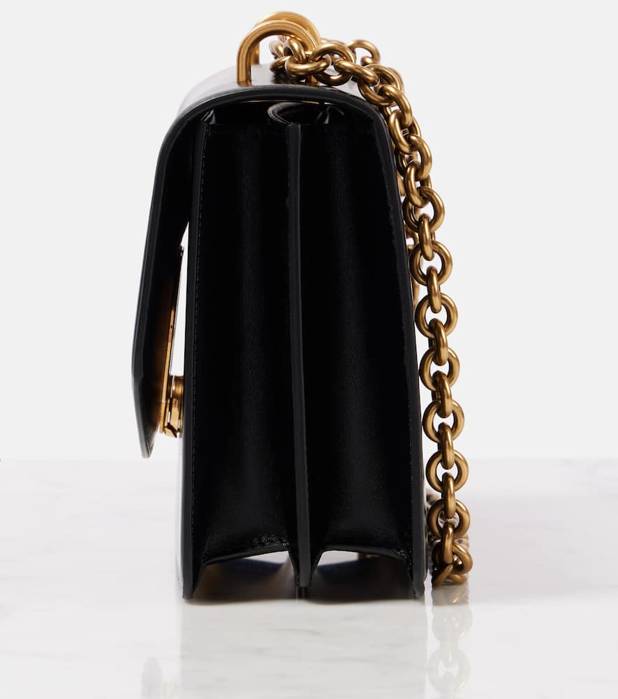 Valentino Garavani Garavani Vain Shoulder Bag In Shiny Calfskin Woman Black Uni In Black