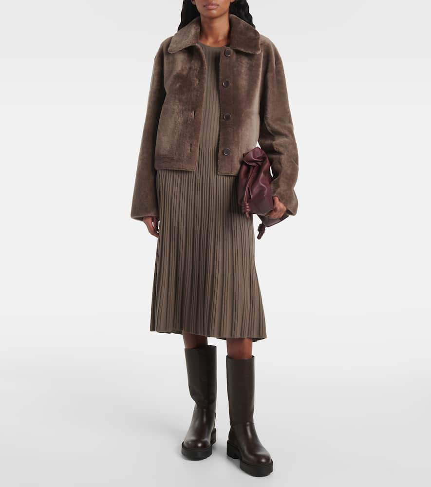 Joseph Ribbed-knit Pleated Wool Midi Dress In Gray