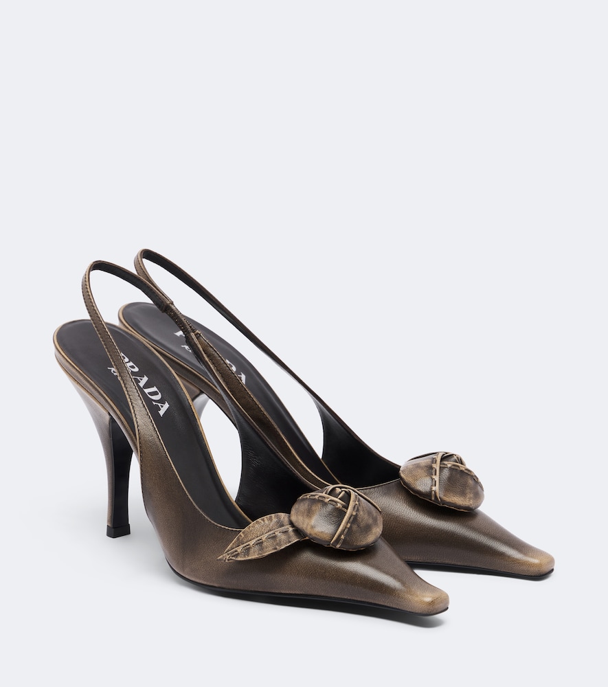 Slingback-Pumps aus Leder
