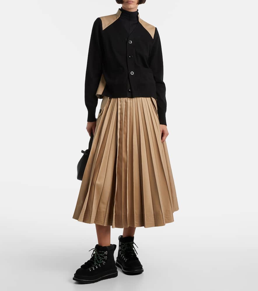 Sacai X Ugg Suede And Shearling Hiking Boots In Black