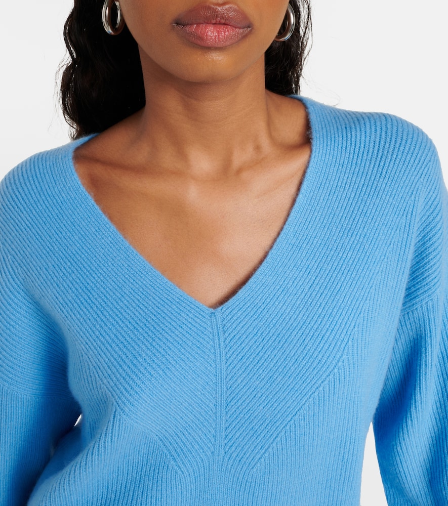  Joseph Joseph Cashmere Sweater 