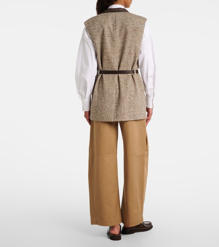 Brunello Cucinelli Waist Belted Lapel Sleeveless Textured Jacket In Brown