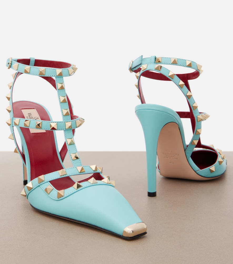  Valentino Garavani Valentino Garavani Rockstud Leather Pumps 