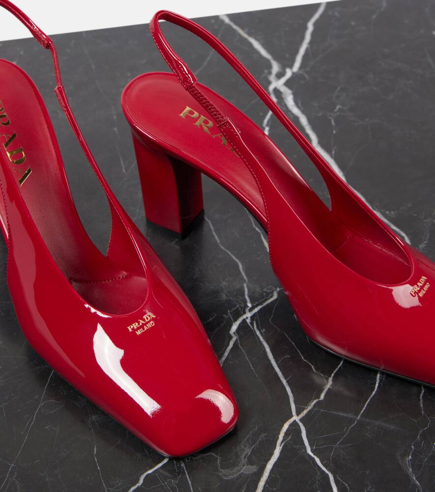 Prada Slingback-pumps Aus Lackleder In Red