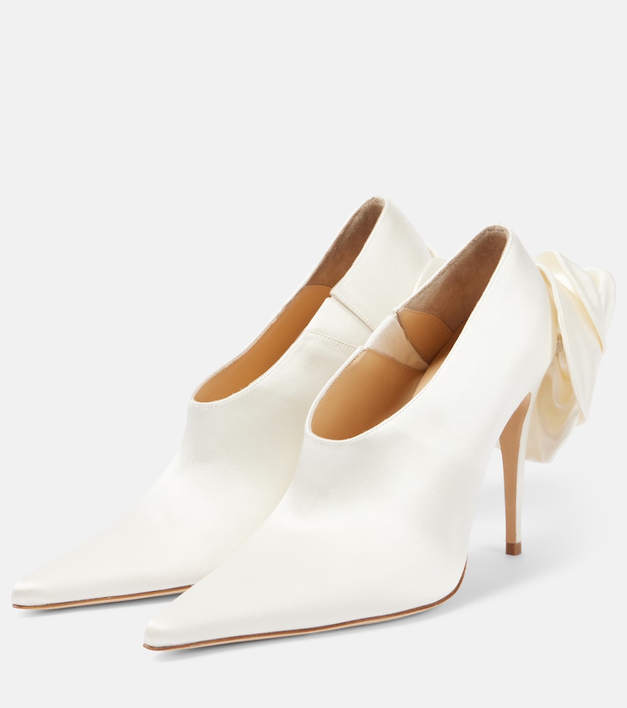  Magda Butrym Magda Butrym Floral-applique Satin Pumps 