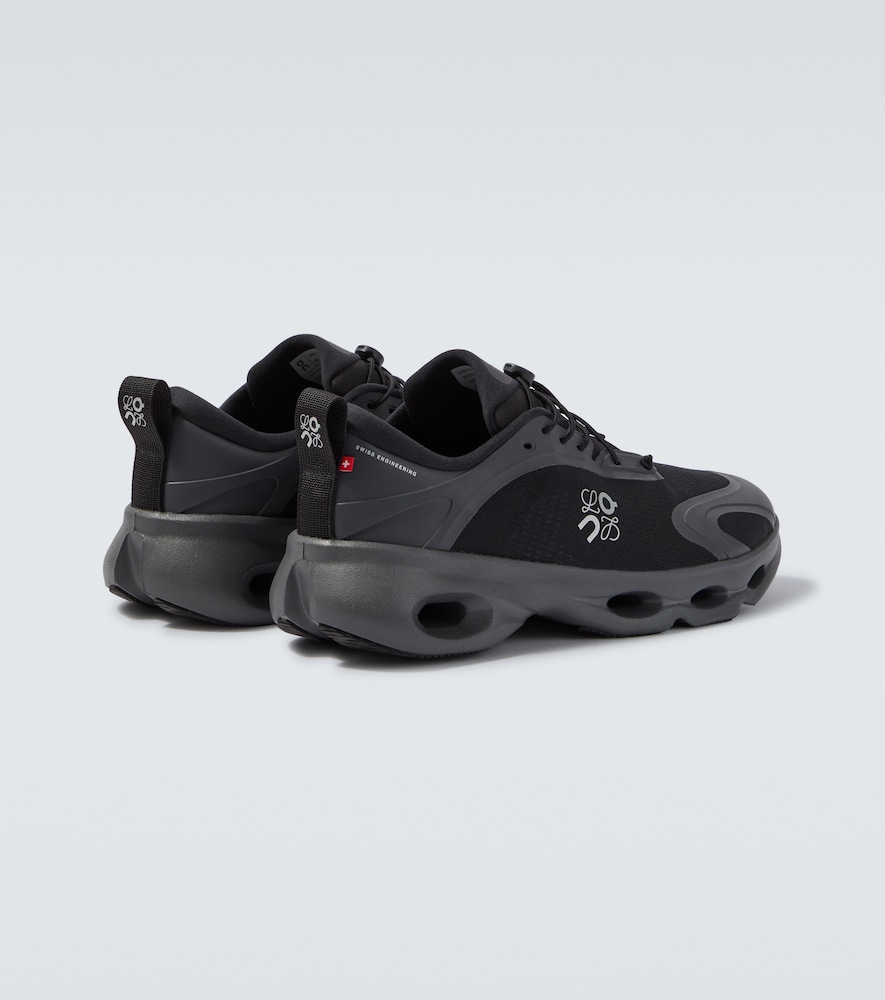 X On Cloudsolo Sneakers