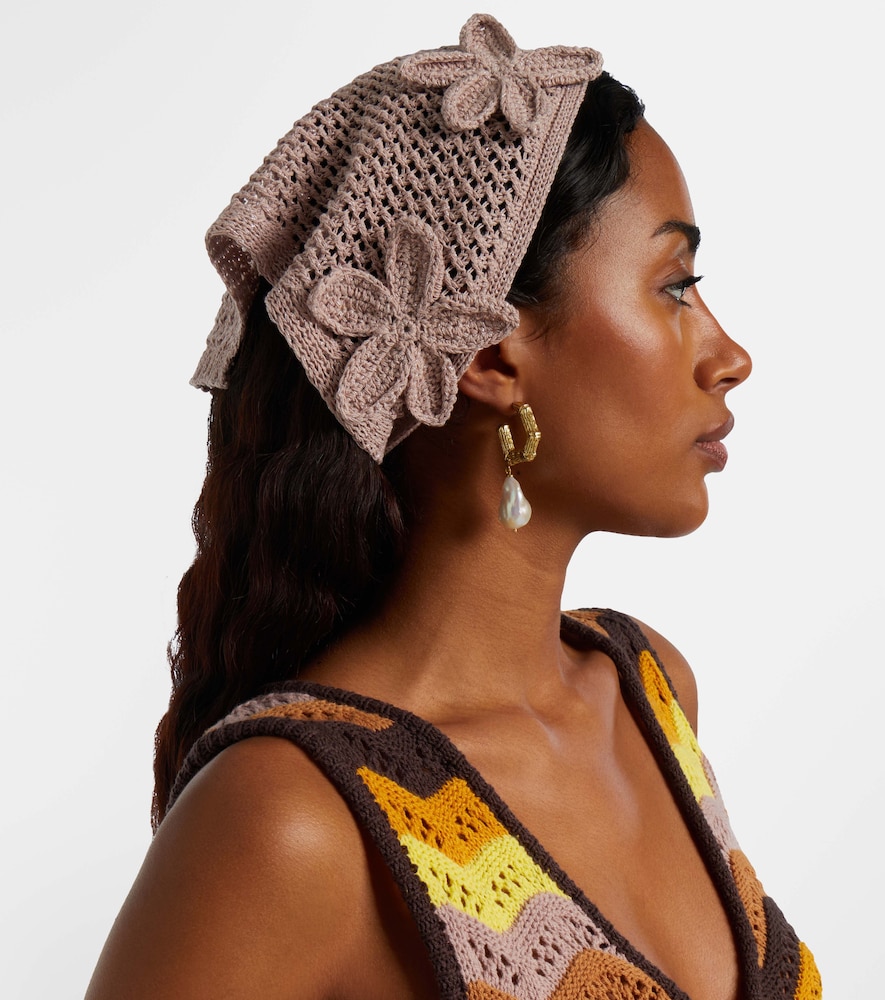 Bananhot Crochet floral-appliqué scarf