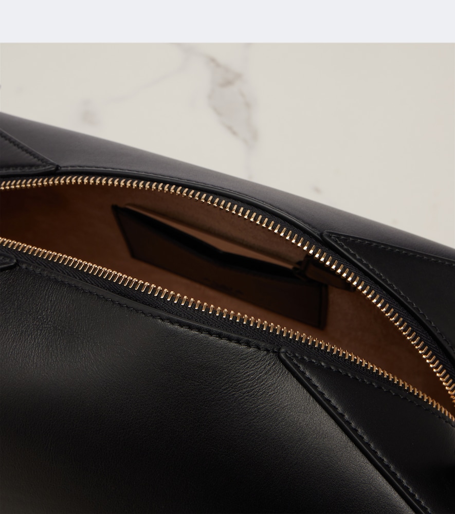 Alaïa Le Bouledogue Medium Leather Shoulder Bag