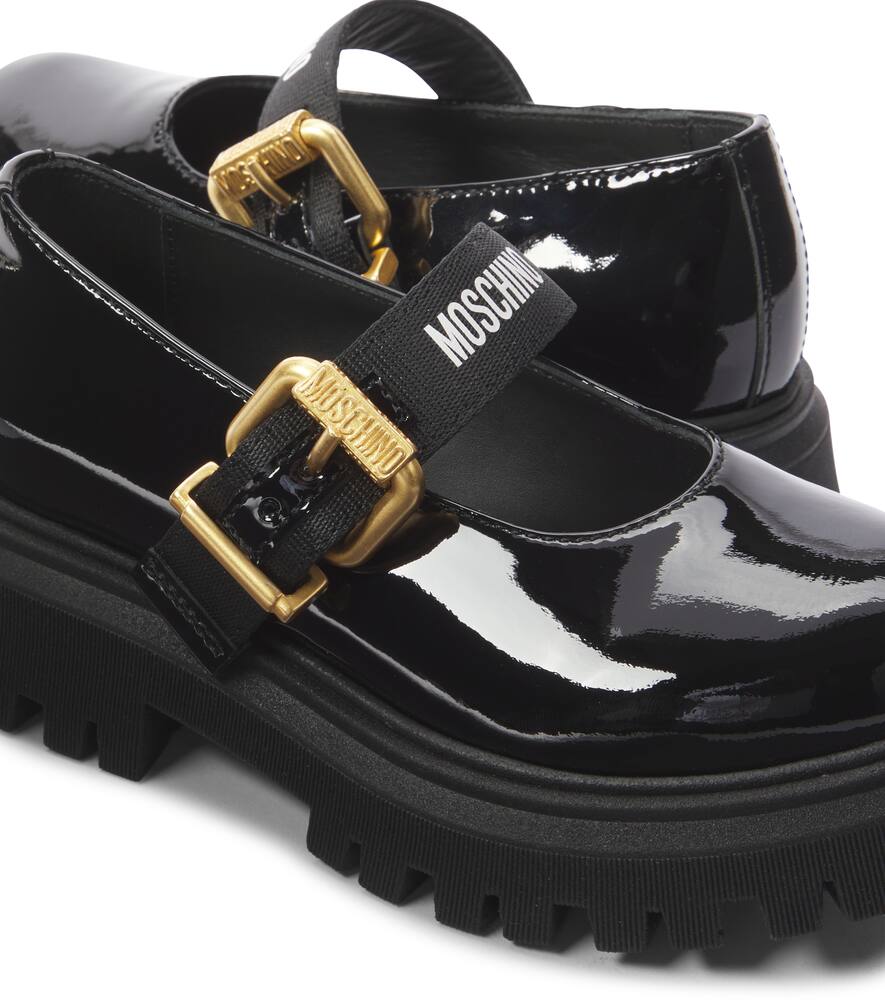 Moschino Patent Leather Mary Jane Flats In Schwarz