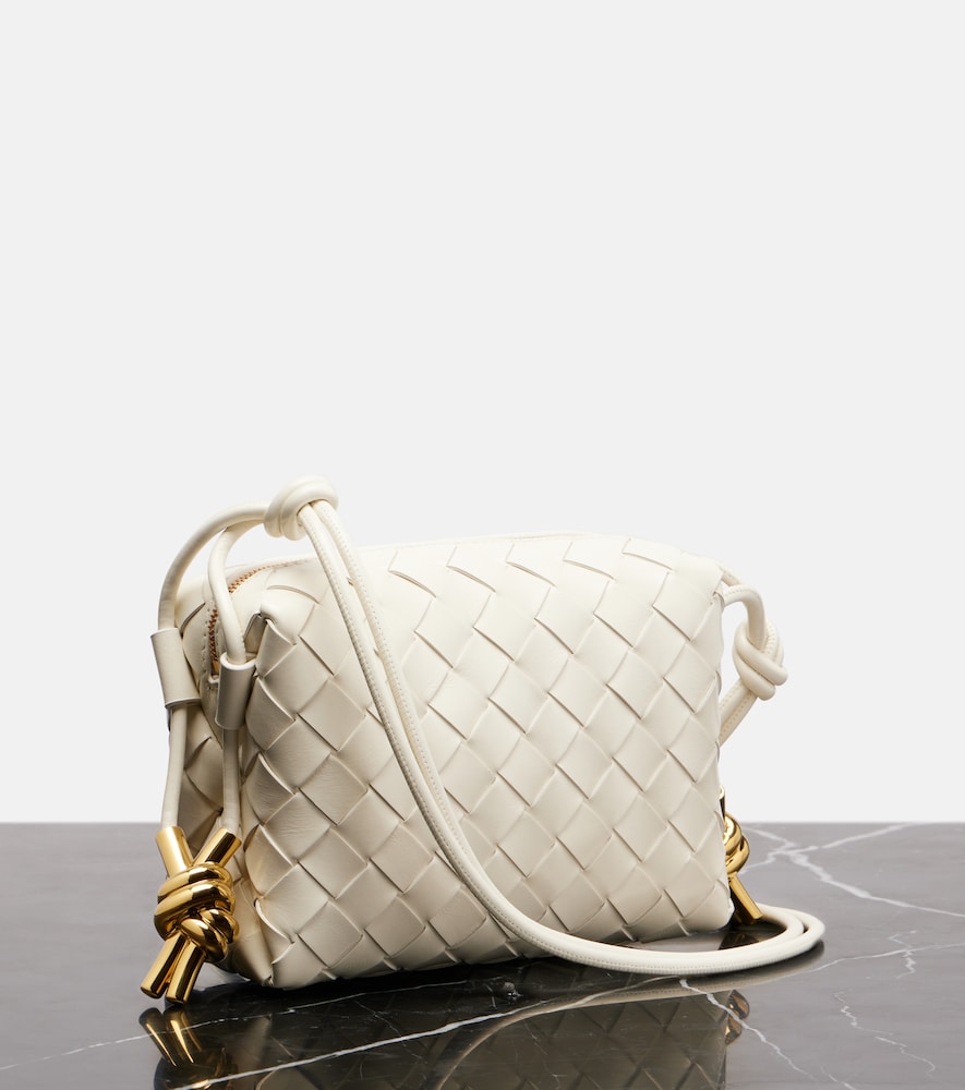  Bottega Veneta Bottega Veneta Loop Mini Leather Crossbody Bag 