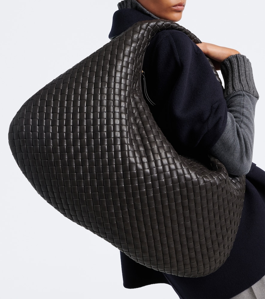 Maxi Veneta Intrecciato Shoulder Bag