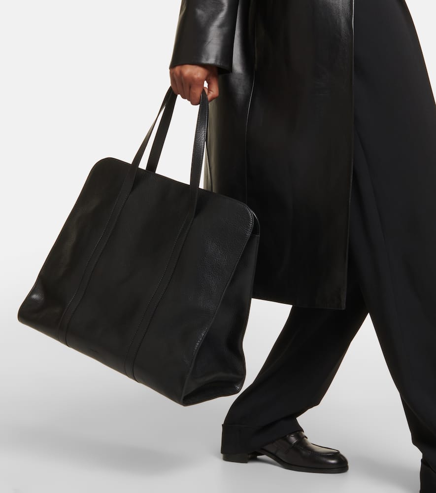 The Row Ben Leather Tote Bag In Black