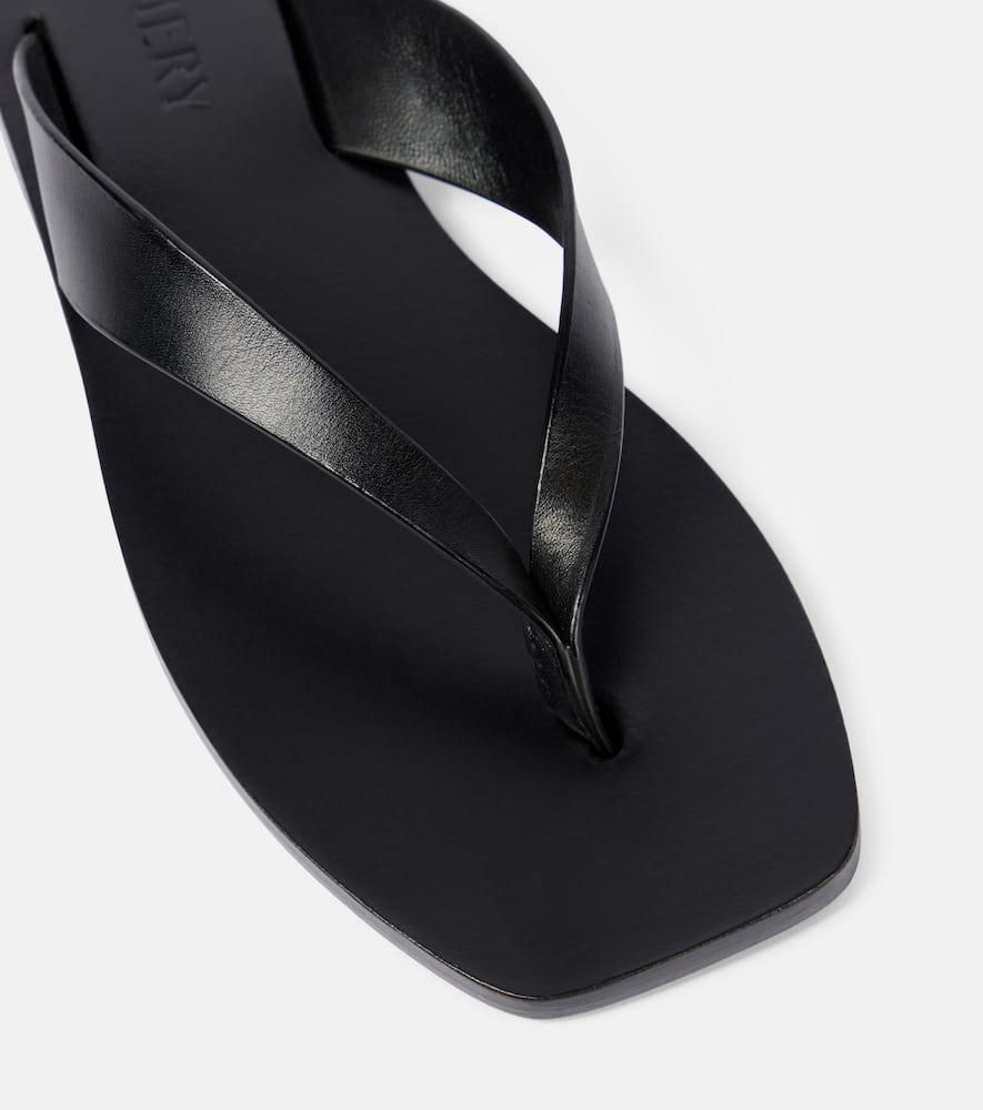 A.emery The Kinto Sandals Dark Brown In Leather In Black