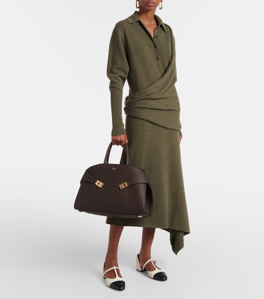 Ferragamo Hug Medium Leather Tote Bag In Brown