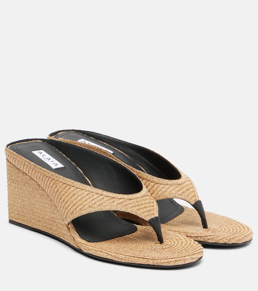 Alaïa Cube 75 woven wedge thong sandals