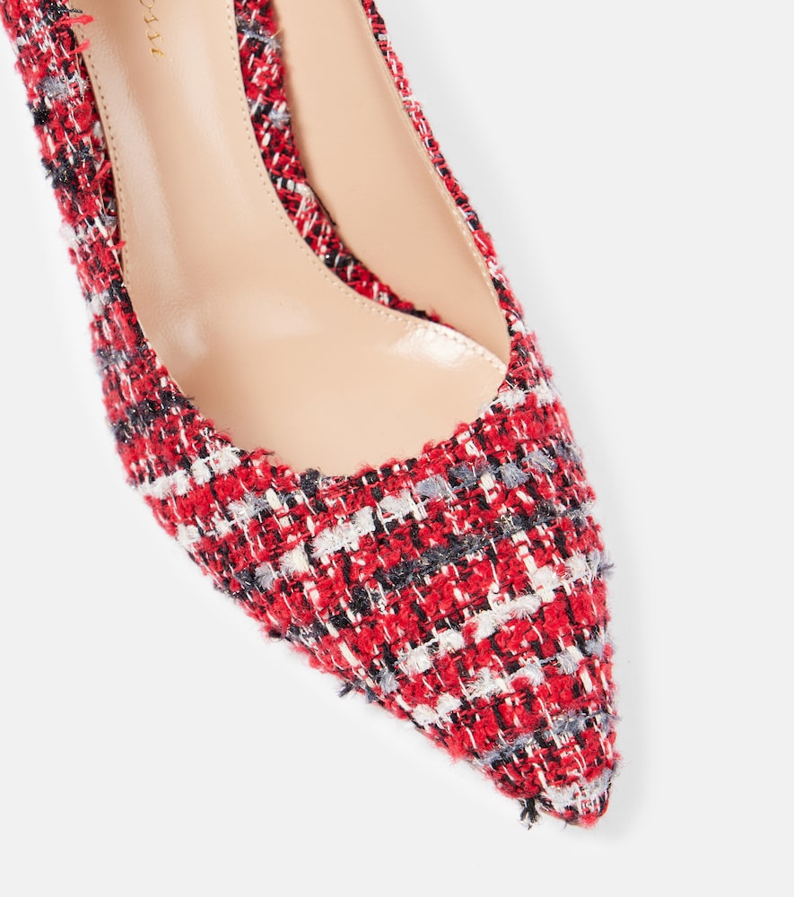 Bouclé Pumps