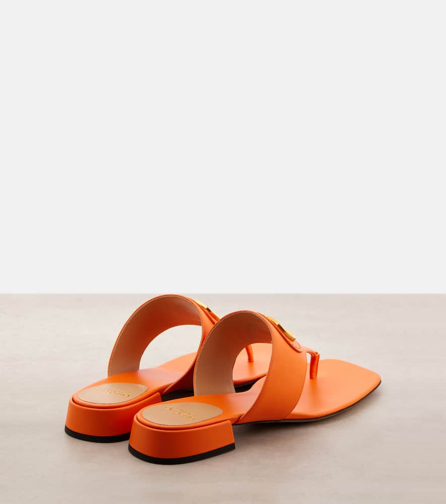 Valentino Vlogo Signature Leather Thong Sandals In Orange