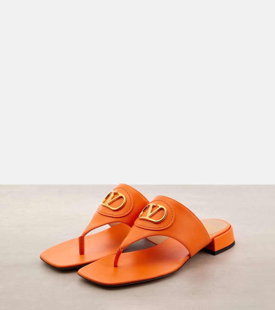 Valentino Vlogo Signature Leather Thong Sandals In Orange